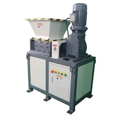 Máquina de trituración de placa de PCB de doble eje compacta para desechos de acero