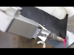 Máquina de limpieza industrial con láser de enfriamiento por aire para puntos focales pequeños de 0,2-2 mm de diámetro